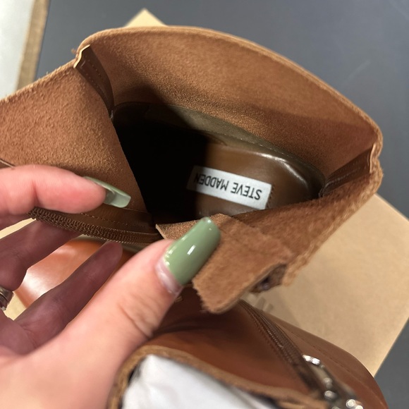 ✨STEVE MADDEN NWT Cate Cognac Leather Booties - Picture 6 of 6